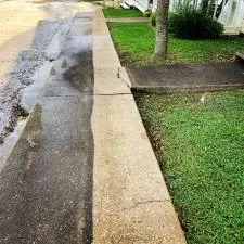 Home Owners Association Sidewalk Cleaning in Greeneville, TN Image