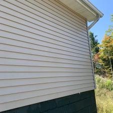 Vinyl Sided Garage Washing in Bristol, TN 1