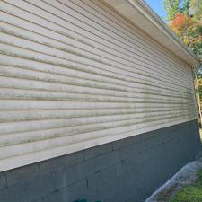 Vinyl Sided Garage Washing in Bristol, TN 2