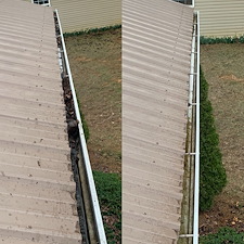 Gutter-cleaning-in-the-Greeneville-Tn-area 0